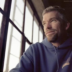 窗前人似花的头像