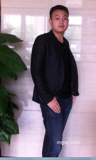 俺纯情小伙计的头像