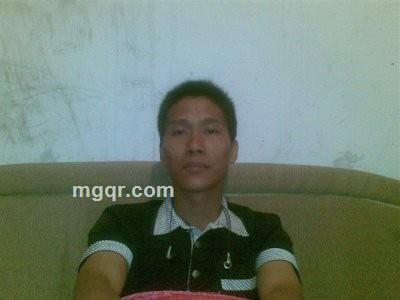 男人强硬的头像