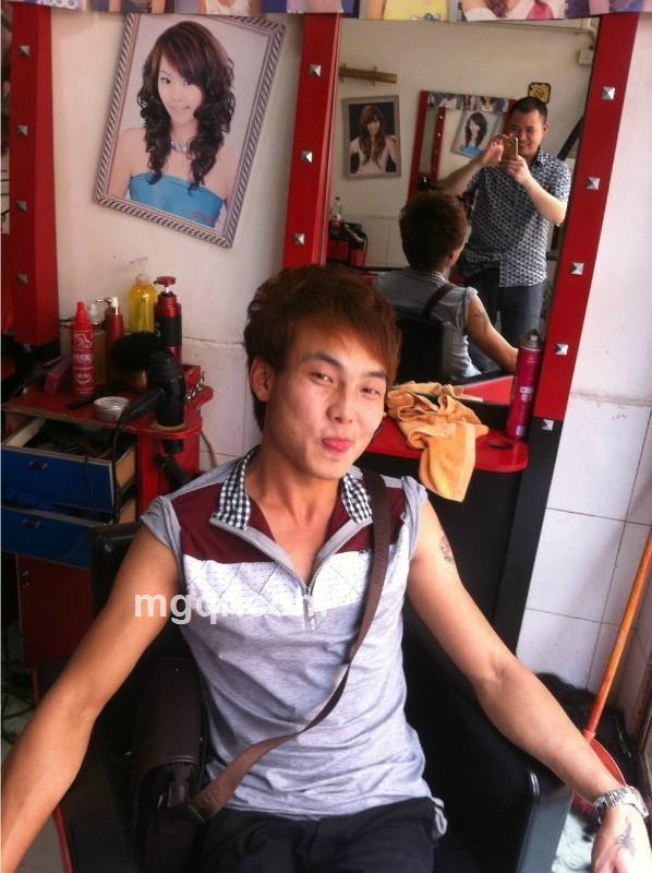  现实很无奈的头像