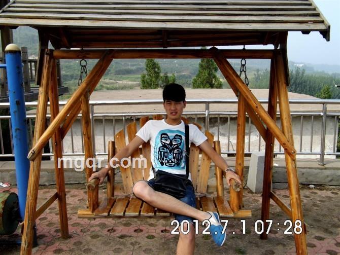 乡村小伙找少妇的头像