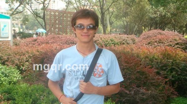 吉八硬邦邦的头像