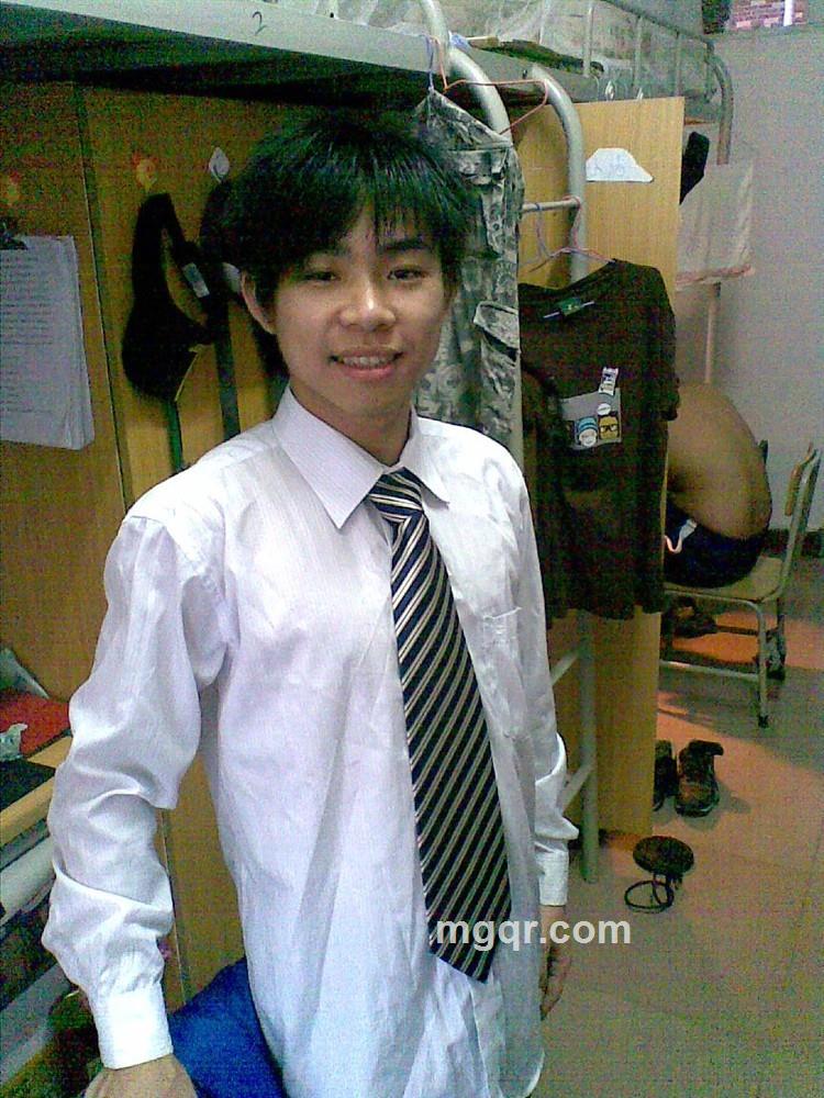 饿汉-小*男的头像