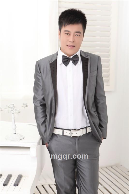 敞亮小伙的头像