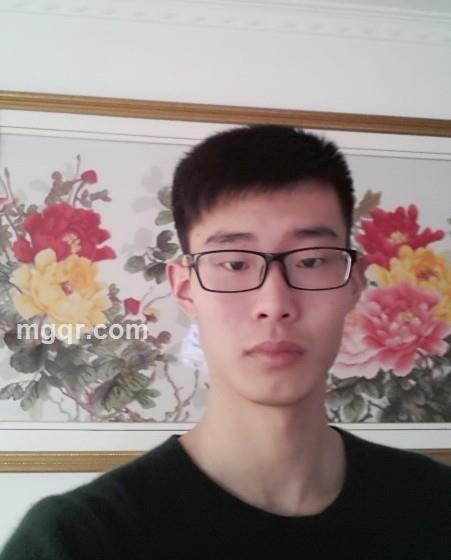 情有丶独钟的头像