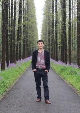 多米诺米多的头像