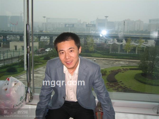 缺水的草的头像