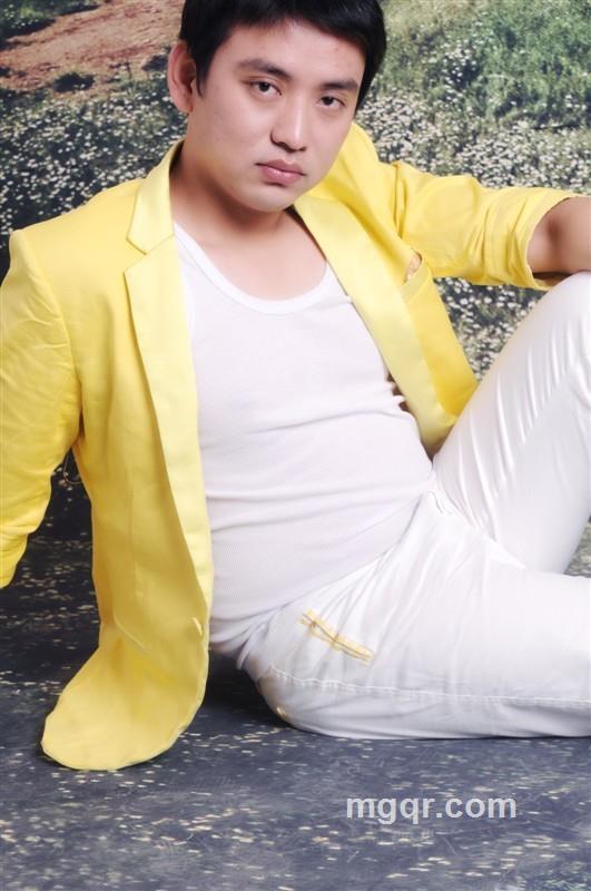 飘踪侠影的头像