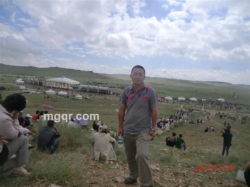 开心葡萄的头像