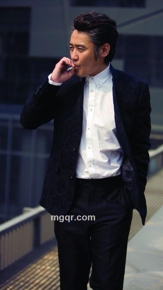 along。。。的头像