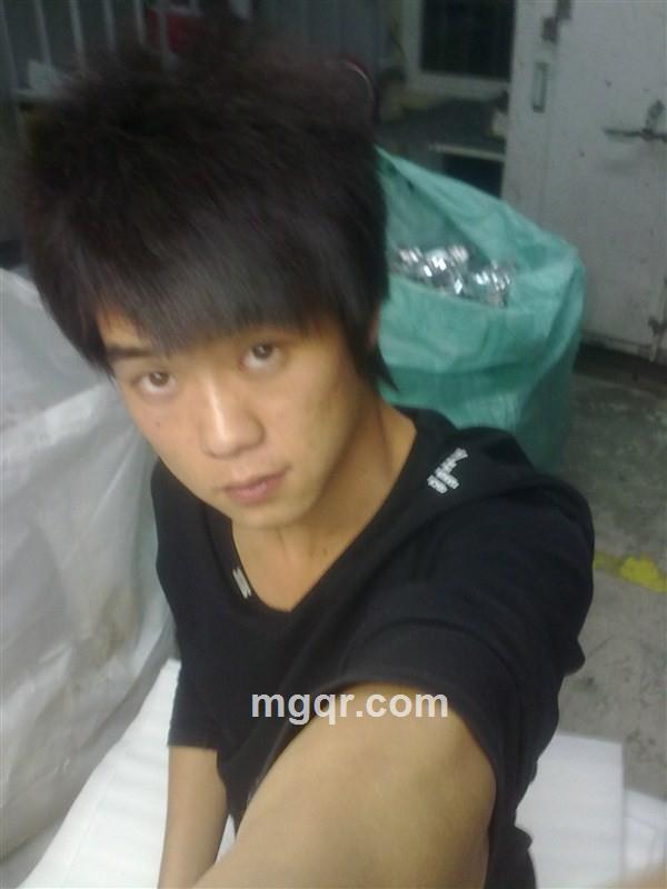 兵荒马乱的小情歌的头像