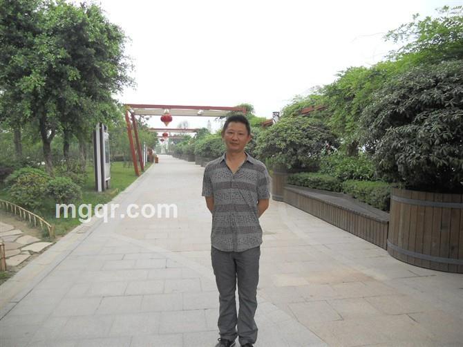 鹏鹏先先的头像