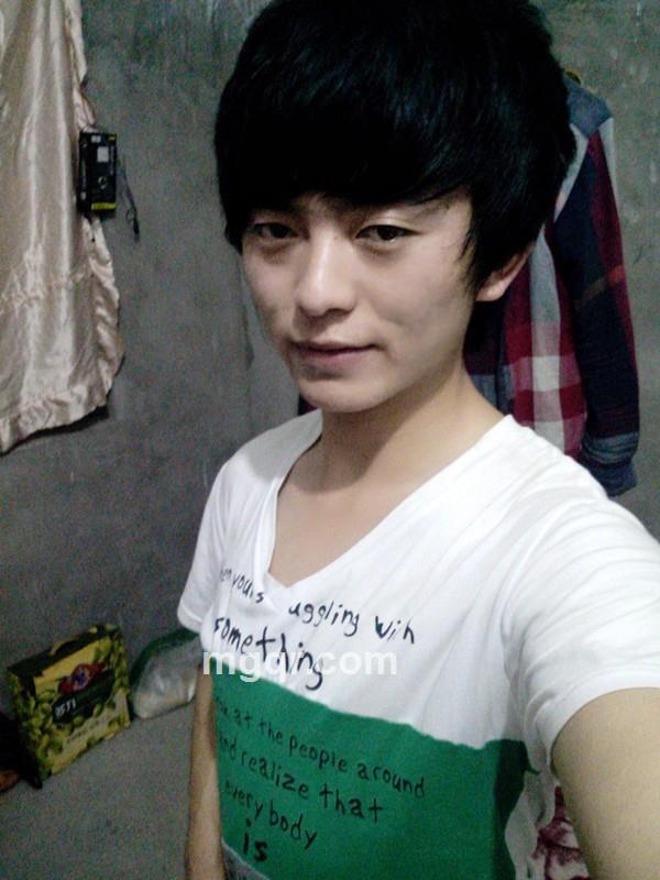 帅气乖乖猪的头像