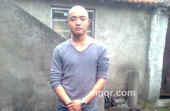 举吊问地的头像