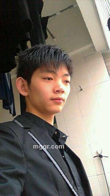 少年一夜破除的头像