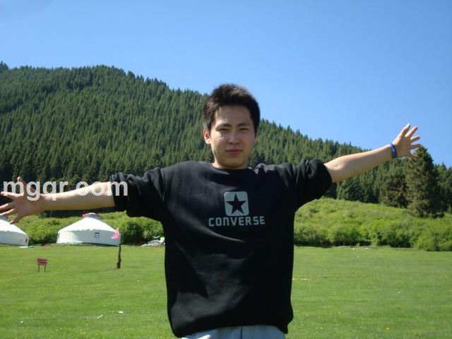 T`s深黑色的头像