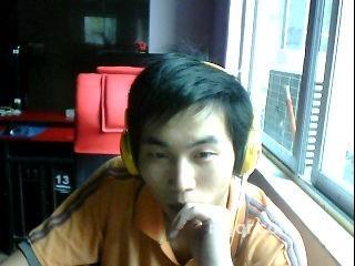 找个女人陪寂寞的头像