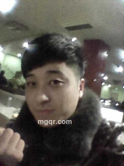 寂寞的小小猪的头像