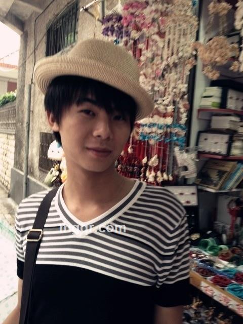 恋上深夜的那片宁静的头像