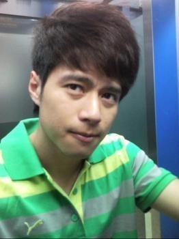 吻你。。唇的头像