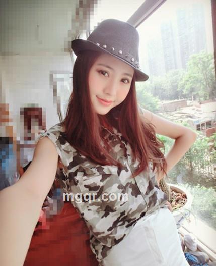 菠萝蜜果果的头像