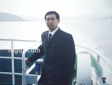 东方笑然的头像