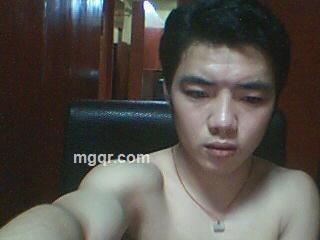 六月的雨和冬天的太阳的头像