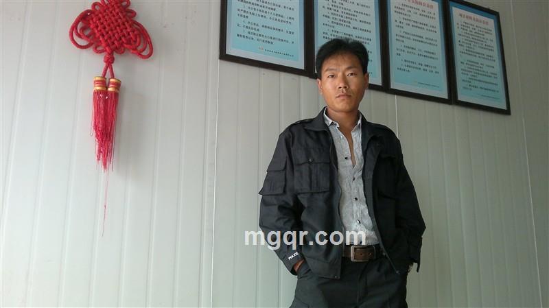 只是太寂寞的头像