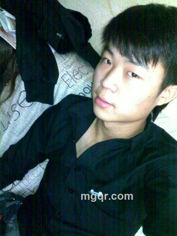 笑容无处盛放的头像