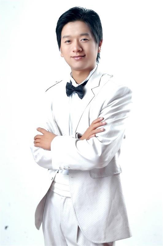 颓废的阿锋的头像