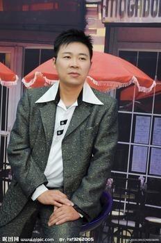 寻女伴游的头像