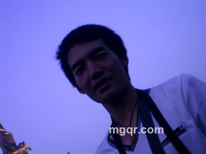 Mr.董的头像