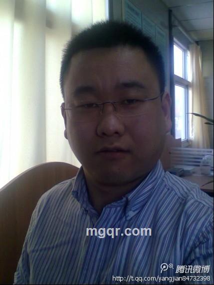 寂寞男人的夜晚的头像