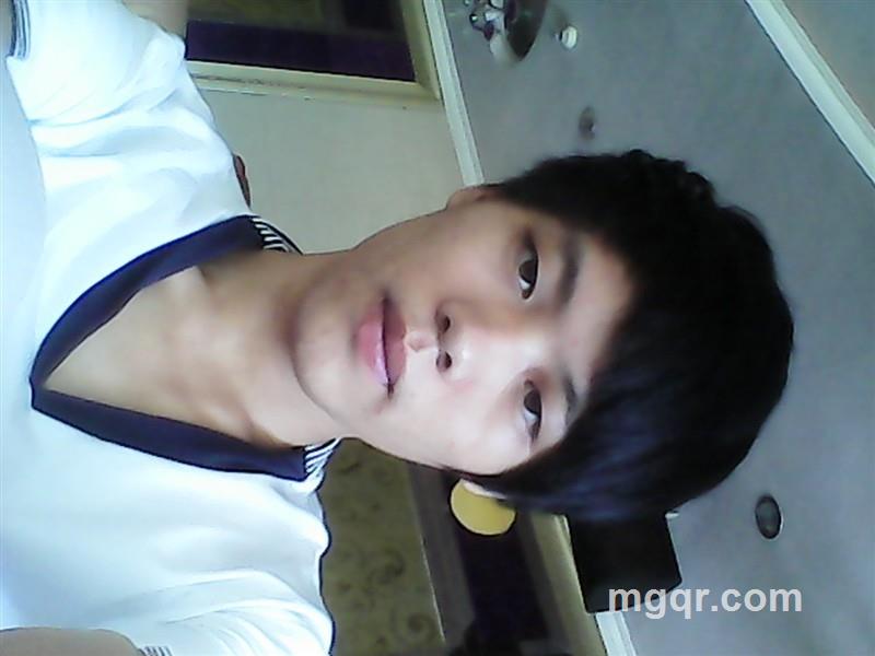 扯卟清的暧昧的头像