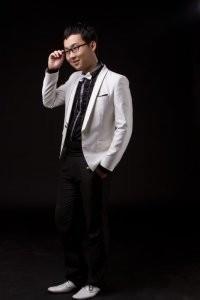 孤独的狼王-幻的头像