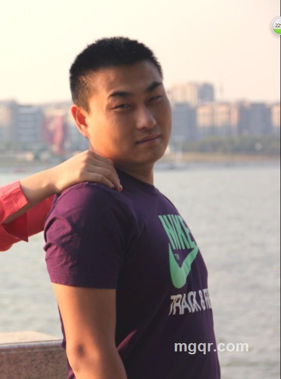 zzhsada的头像