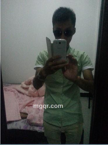 不帅你骂我的头像