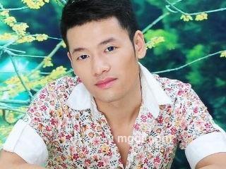 寻求空洞洞的头像