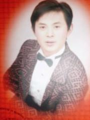 戴草帽的稻草人的头像