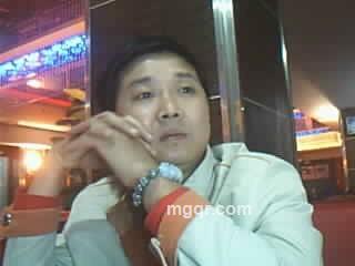 默思盼穿泪枯的头像