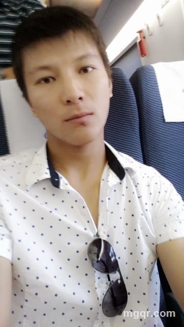 夜 太 媚的头像