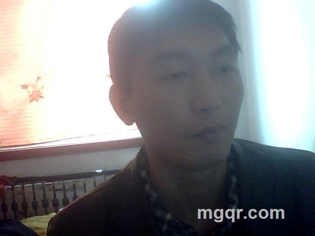 颠峰雄大的头像