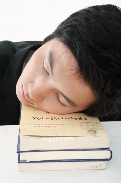 窗含西岭的头像