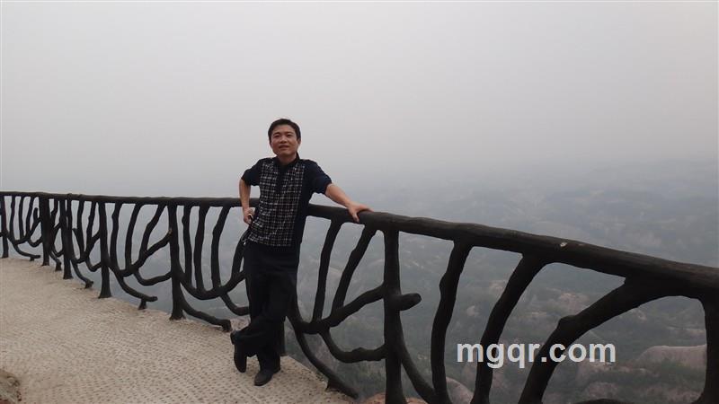 一个人太无聊的头像