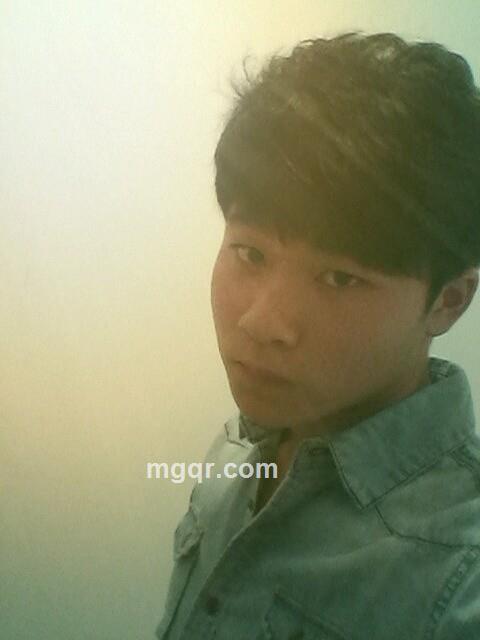 一??帅男的头像