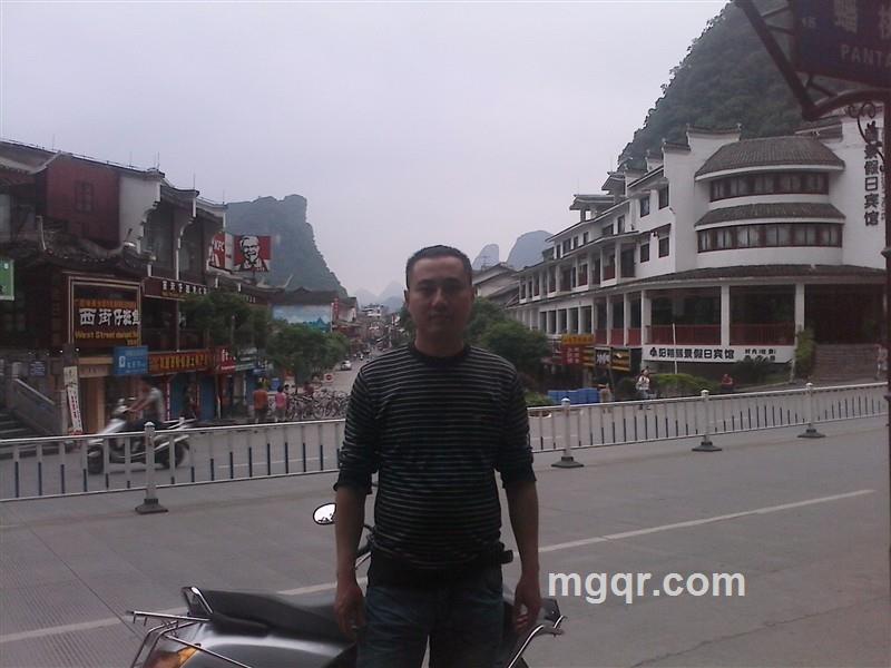 南国的天空的头像