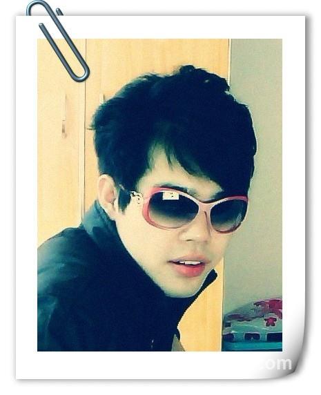 八月浪漫季、调皮