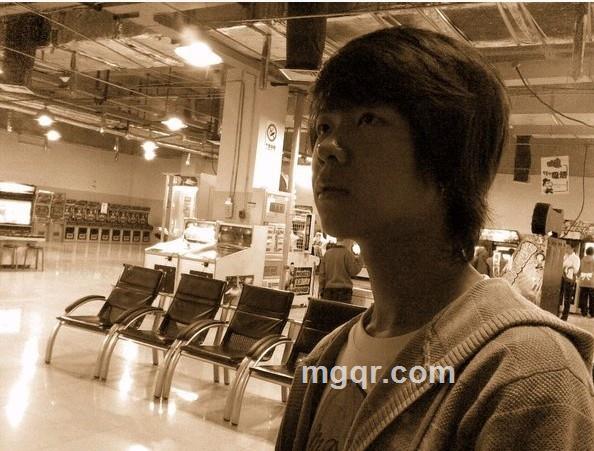 笑的歇斯底里的头像