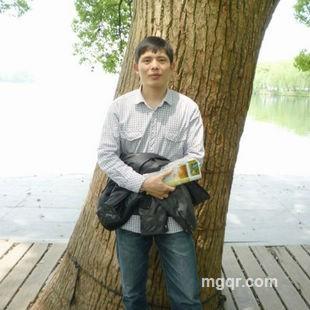 趁年轻疯狂的头像