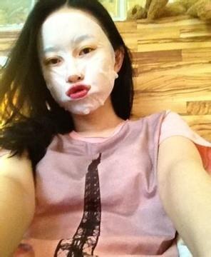 假装微笑。的头像